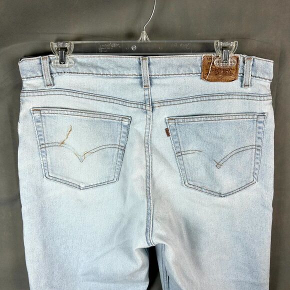 Levi's 540 Jeans Men's 40 X 34 Blue Denim Medium Wash 5-Pockets Straight Leg - Picture 6 of 9